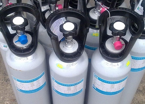 兩會期間提出了“關(guān)于加強我國氦氣資源開發(fā)利用的建議”